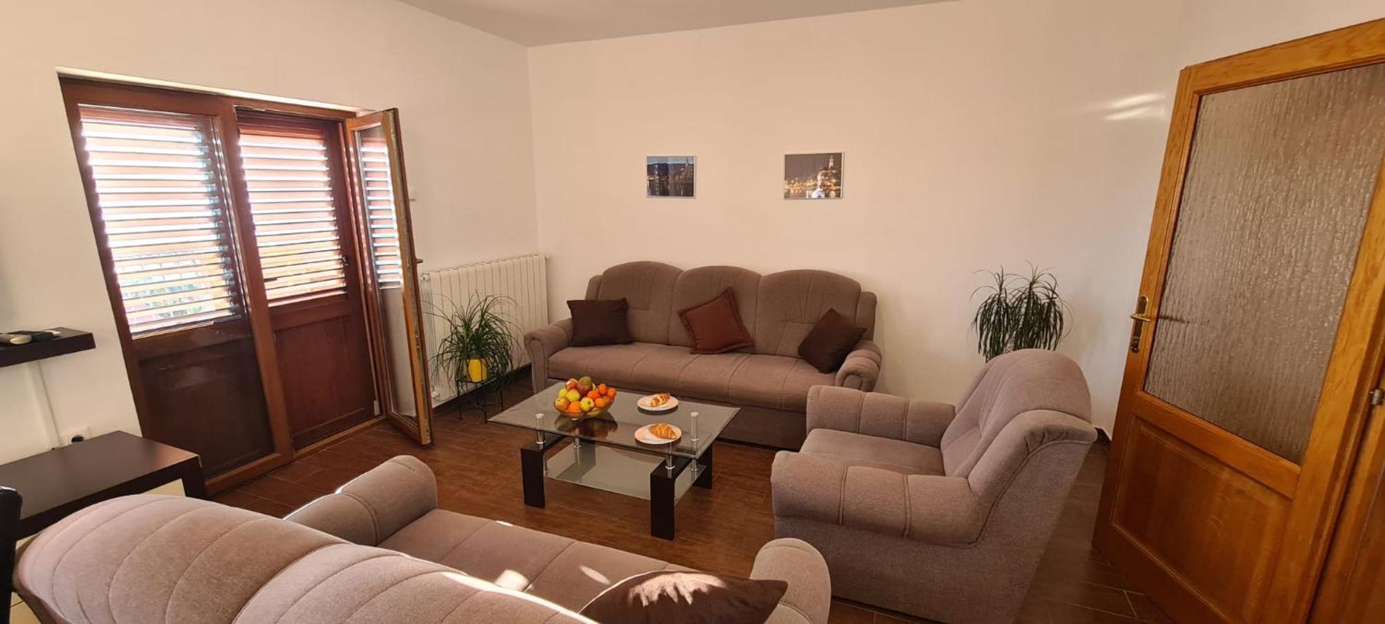 Apartments Klara 노비비노돌스키 외부 사진